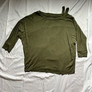 Green Off the shoulder blouse